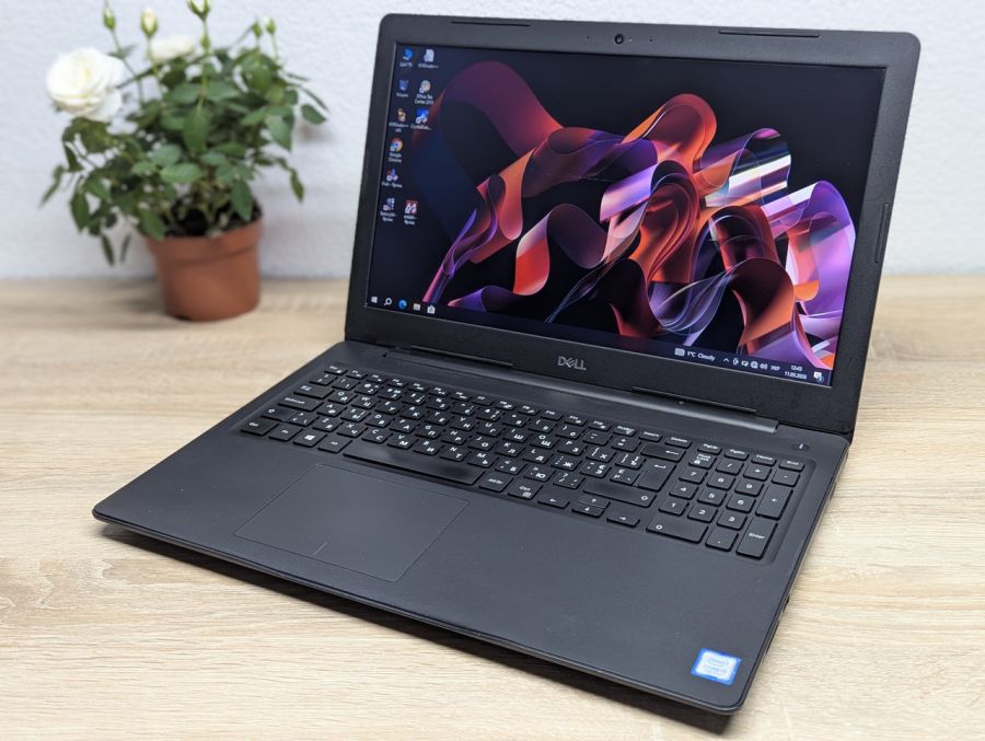 Ноутбук Б/В Dell Inspiron 15-3567, Intel Core i7-7500U, DDR4 8 GB, SSD 128GB, 15.6" HD [ProductHub SKU Dell508]