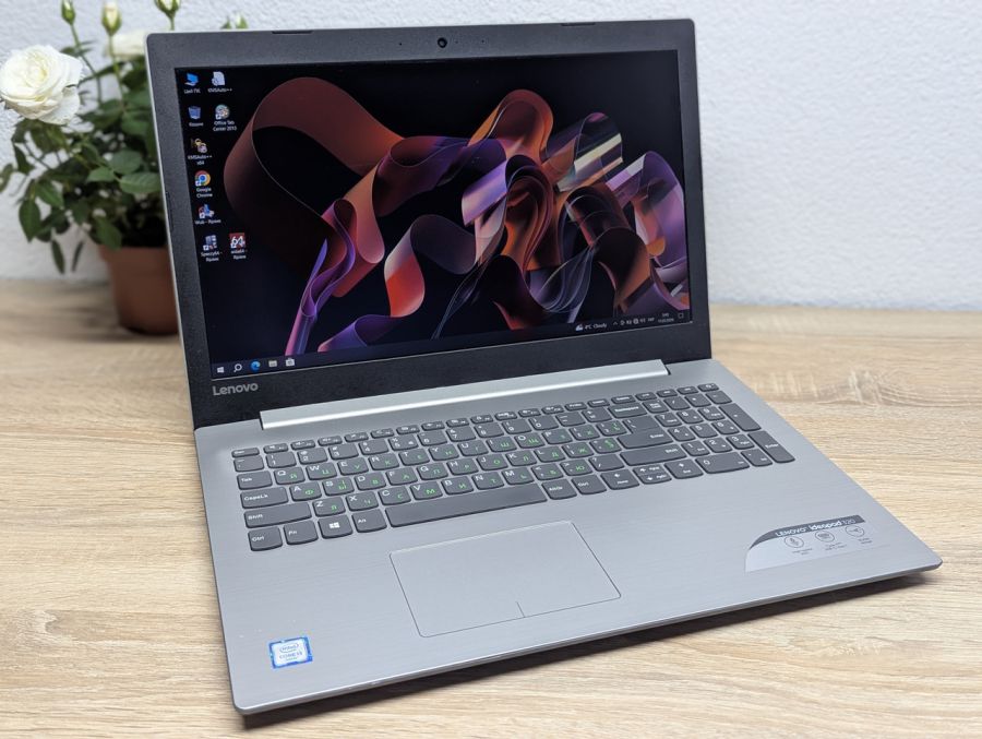 Ноутбук Б/В Lenovo IdeaPad 320-15ISK, Intel Core i3-6006U, DDR4 8 GB, SSD 128GB, 15.6" Full HD [ProductHub SKU L457]