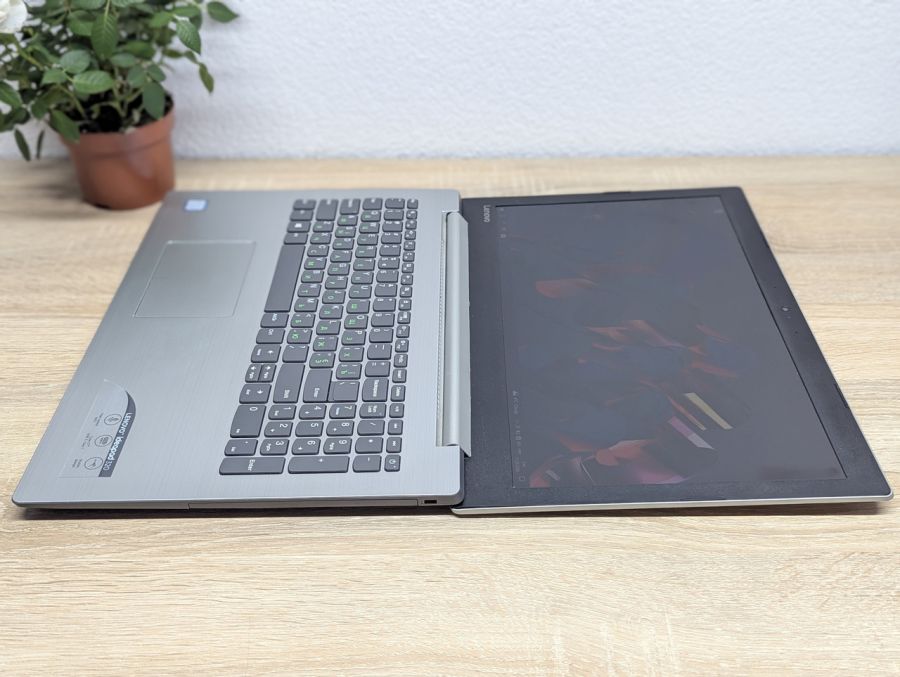 Ноутбук Б/В Lenovo IdeaPad 320-15ISK, Intel Core i3-6006U, DDR4 8 GB, SSD 128GB, 15.6" Full HD [ProductHub SKU L457]