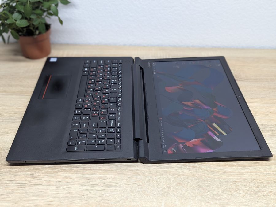 Уцінка! Ноутбук Б/В Lenovo V110, Intel Core i3-6006U, DDR4 8 GB, SSD 128GB, 15.6" HD [ProductHub SKU L15]