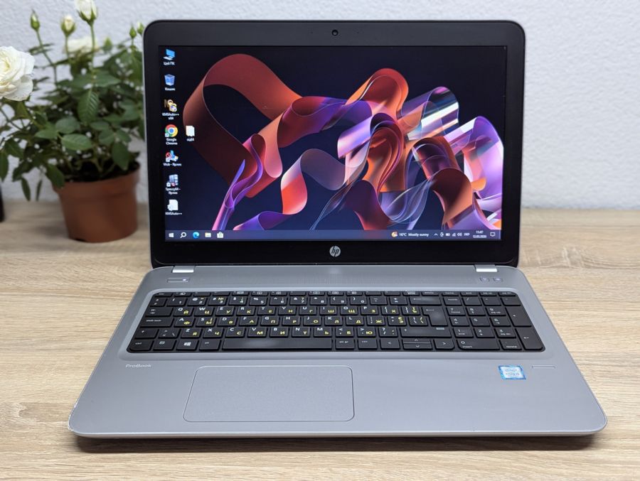 Уцінка! Ноутбук Б/В HP ProBook 450 G4, Intel Core i5-7200U, DDR4 8 GB, SSD 128GB, 15.6" HD [ProductHub SKU HP789]