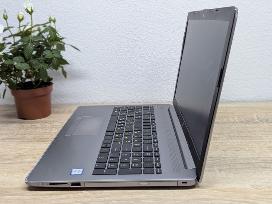 Уцінка! Ноутбук Б/В HP Notebook 250 G7, Intel Core i3-7020U, DDR4 8 GB, SSD 128GB, 15.6" Full HD [ProductHub SKU HP790]