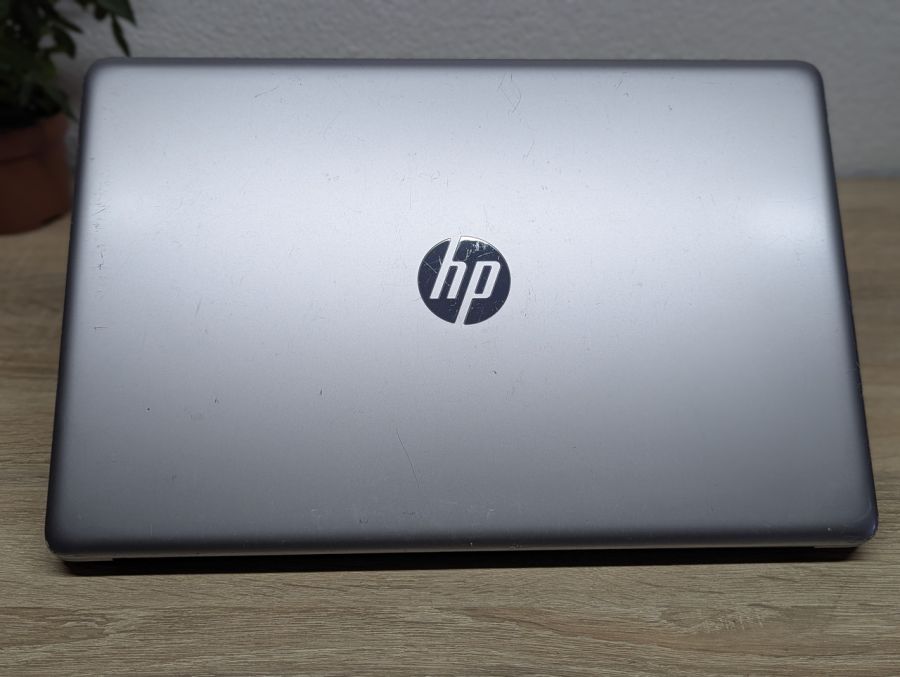 Уцінка! Ноутбук Б/В HP Notebook 255 G7, AMD Ryzen 3 3200U, DDR4 8 GB, SSD 128GB, AMD Radeon Vega, 15.6" Full HD [ProductHub SKU HP802]