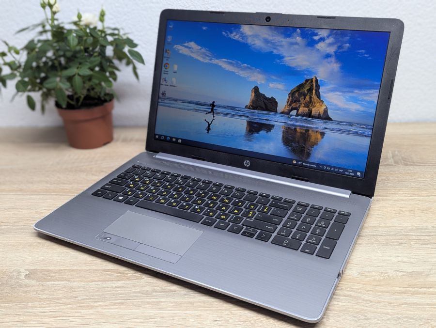 Уцінка! Ноутбук Б/В HP Notebook 255 G7, AMD Ryzen 3 3200U, DDR4 8 GB, SSD 128GB, AMD Radeon Vega, 15.6" Full HD [ProductHub SKU HP802]