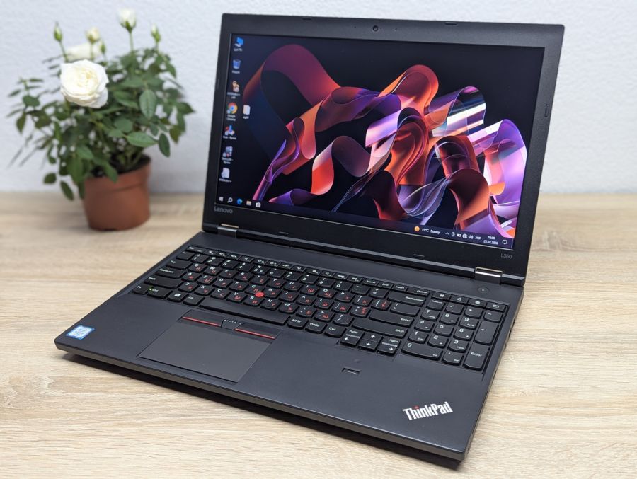 Уцінка! Ноутбук Б/В Lenovo L560, Intel Core i5-6300U, DDR3 8 GB, SSD 128GB, 15.6" HD [ProductHub SKU L466]