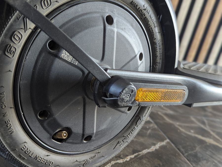 Б/В Електросамокат Segway Ninebot KickScooter F2 Plus (модель 051202E) [ProductHub SKU 051202E(3)]