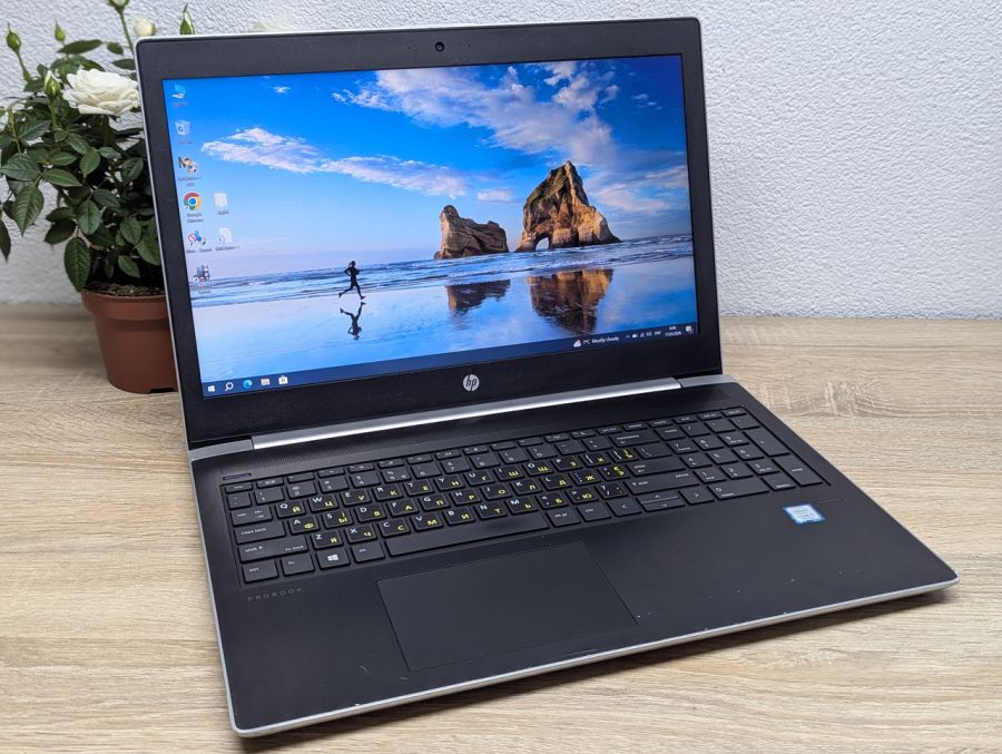 Уцінка! Ноутбук Б/В HP ProBook 450 G5, Intel Core i3-7100U, DDR4 8 GB, SSD 128GB, 15.6" Full HD [ProductHub SKU HP810]
