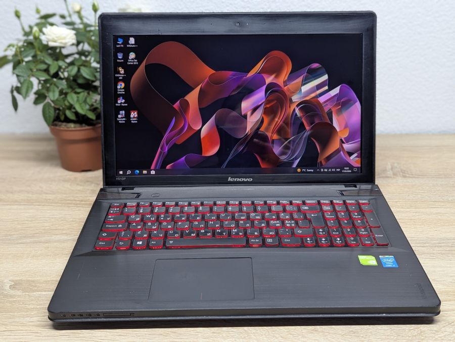 Ноутбук Б/В Lenovo IdeaPad Y510P, Intel Core i7-4700MQ, DDR3 16 GB, SSD 256GB, GeForce GT 755M 2Gb, 15" Full HD