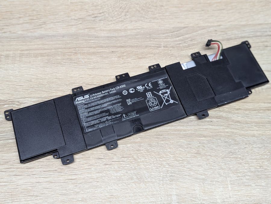 Б/В Оригінальна акумуляторна батарея Asus C31-X502 [ProductHub SKU C31-X502]