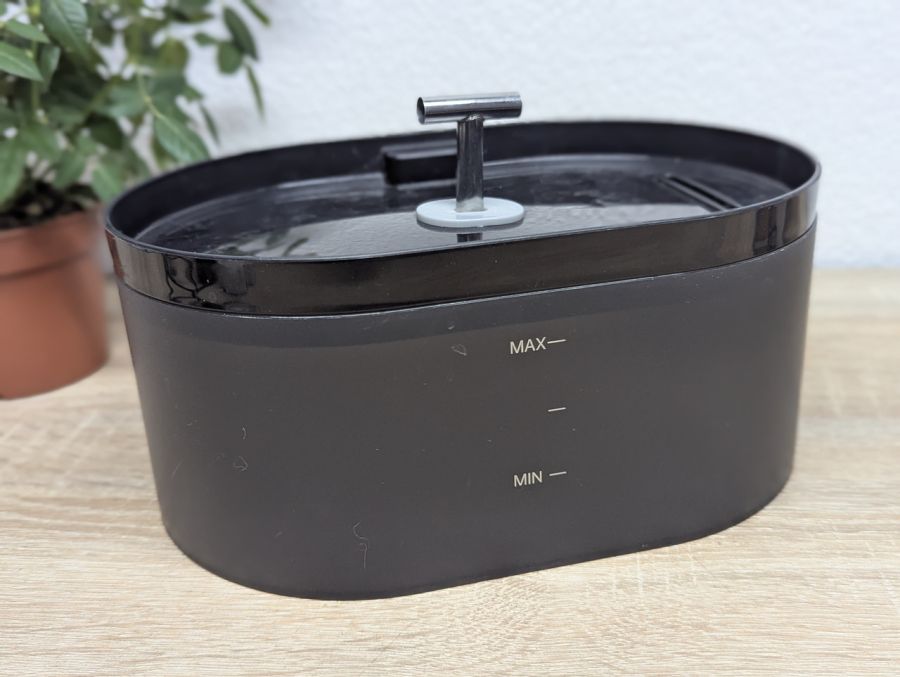 Новий Автоматична фонтан-поїлка Nenozi для котів та собак 2.2л [ProductHub SKU Nenozi(8)]