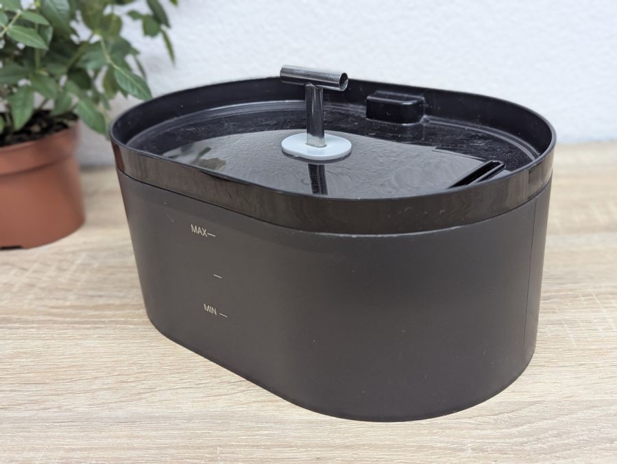 Новий Автоматична фонтан-поїлка Nenozi для котів та собак 2.2л [ProductHub SKU Nenozi(8)]