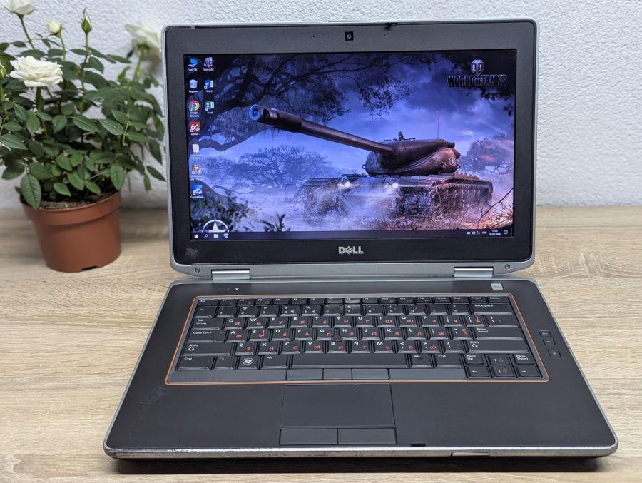 Уцінка! Ноутбук Б/В Dell Latitude E6420, Intel Core i5-2520M, DDR3, SSD 128GB, 15.6" HD [ProductHub SKU Dell516]