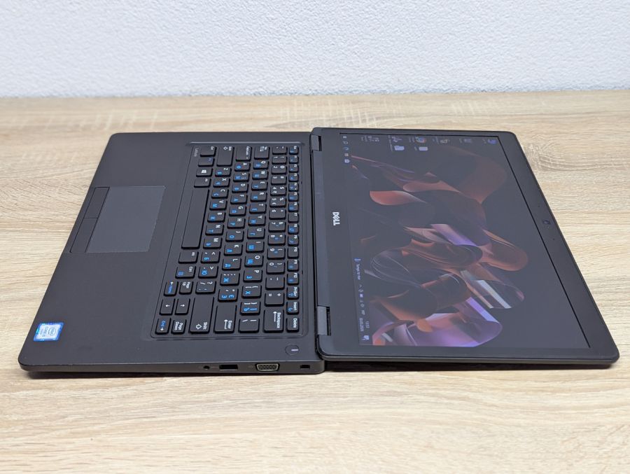 Уцінка! Ноутбук Б/В Dell Latitude 5480, Intel Core i5-6300U, DDR4 8 GB, SSD 256GB, 14" Full HD [ProductHub SKU Dell517]