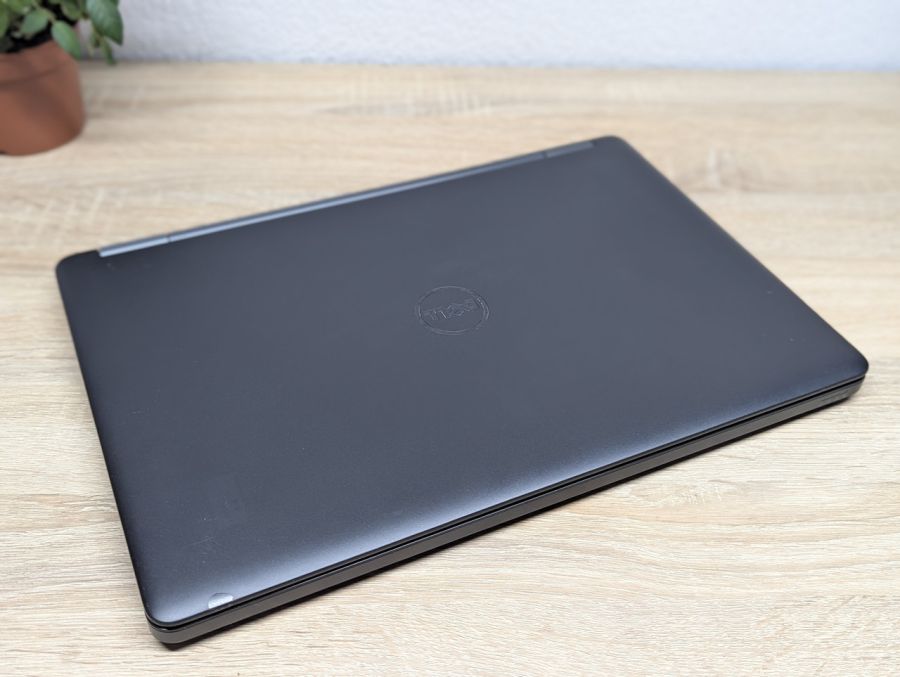 Ноутбук Б/В Dell Latitude E5550, Intel Core i5-5300U, DDR3 8 GB, SSD 128GB, NVIDIA GeForce 830M 2Gb, 15.6" Full HD [ProductHub SKU Dell520]