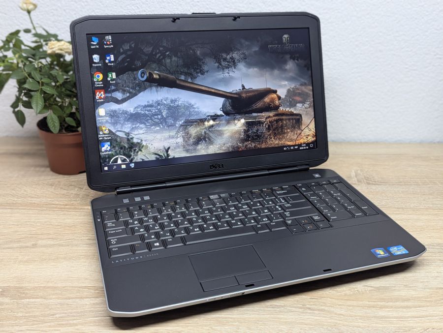 Уцінка! Ноутбук Б/В Dell Latitude E5530, Intel Core i3-3110M, DDR3 8 GB, SSD 128GB, 15.6" HD [ProductHub SKU Dell531]