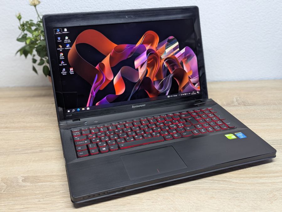 Ноутбук Б/В Lenovo IdeaPad Y510P, Intel Core i7-4700MQ, DDR3 8 GB, SSD 256GB, GeForce GT 755M 2Gb, 15" Full HD [ProductHub SKU L530]