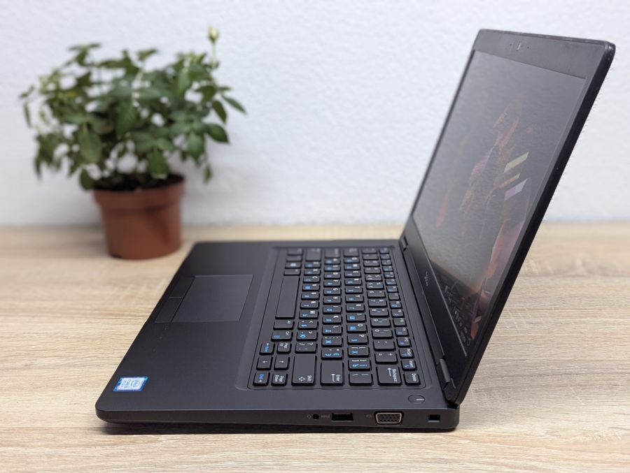 Ноутбук Б/В Dell Latitude 5490, Intel Core i5-8350U, DDR4 8 GB, SSD 256GB, 14" Full HD [ProductHub SKU Dell193]