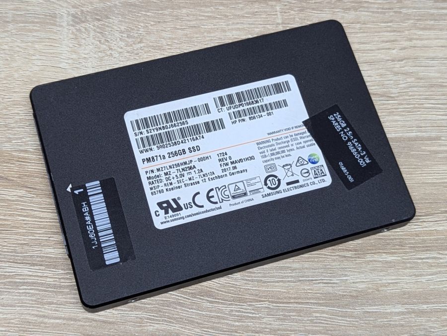 Б/В SSD Samsung PM871a 256 ГБ 2.5* [ProductHub SKU PM871a]