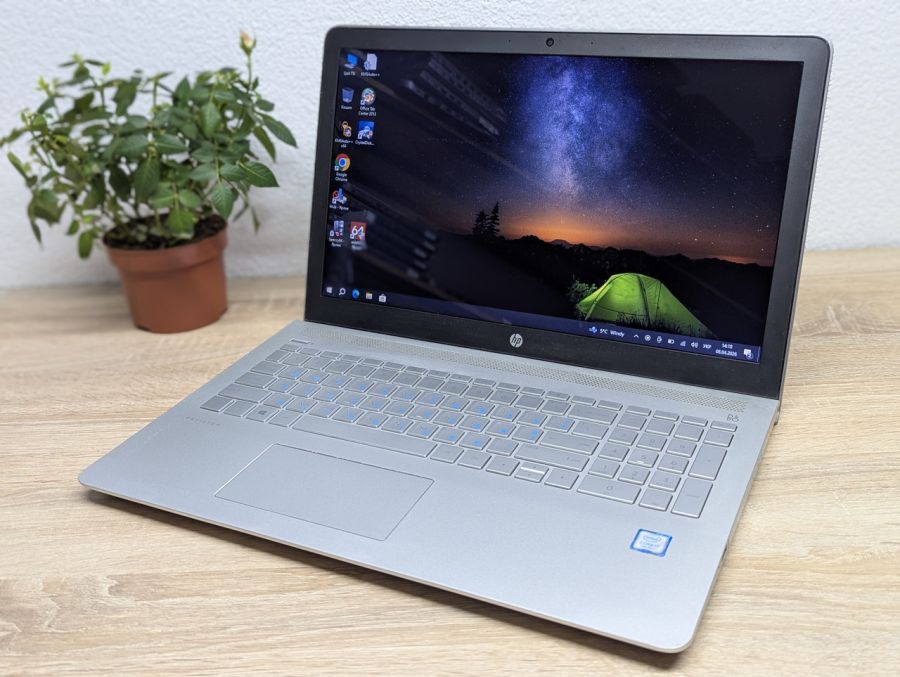 Ноутбук Б/В HP Pavilion Laptop 15, Intel Core i7-7500U, DDR4 16 GB, SSD 256GB, 15.6" Full HD Сенсор [ProductHub SKU HP838]