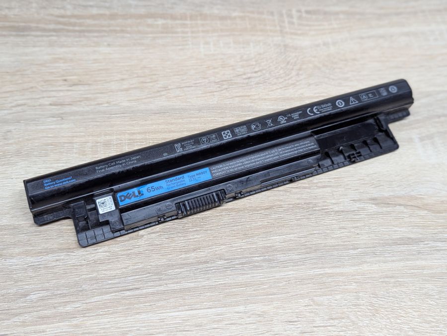 Б/В Акумуляторна батарея Dell MR90Y