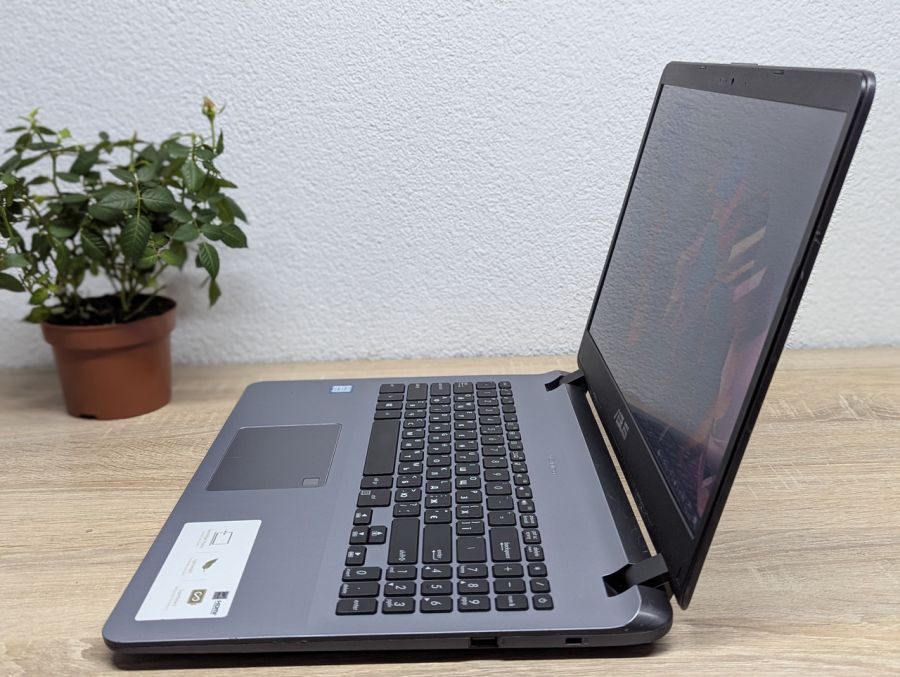 Ноутбук Б/В ASUS X507U, Intel Core i5-8250U, DDR4 16 GB, SSD 256GB, 15.6" Full HD [ProductHub SKU Asus167]