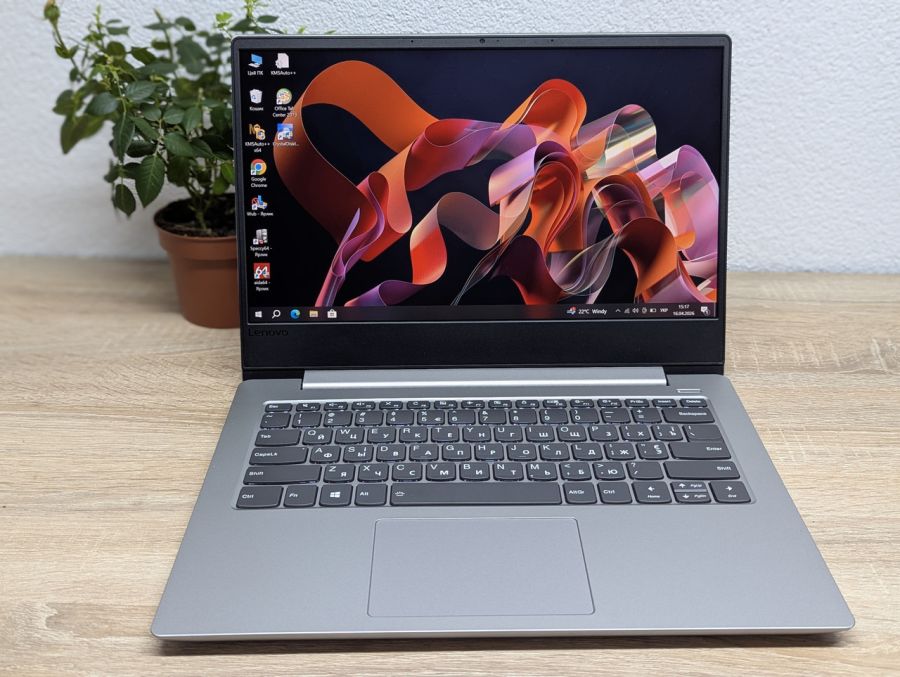 Ноутбук Б/В Lenovo IdeaPad 330S-14IKB, Intel Core i3-8130U, DDR4 12 GB, SSD 256GB, 14" Full HD [ProductHub SKU L555]