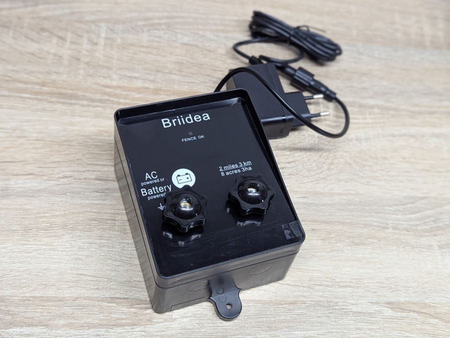 Новий Енерджайзер (контролер) для електричної огорожі Briidea HEFC-04DE [ProductHub SKU Briidea(12)]