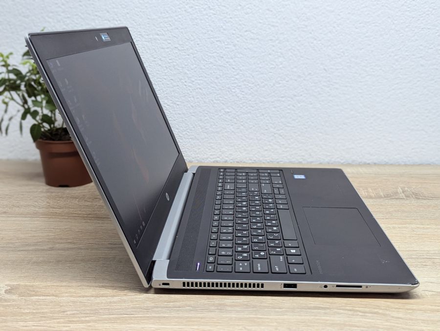 Ноутбук Б/В HP ProBook 450 G5, Intel Core i5-8250U, DDR4 8 GB, SSD 240GB, 15.6" Full HD [ProductHub SKU HP856]