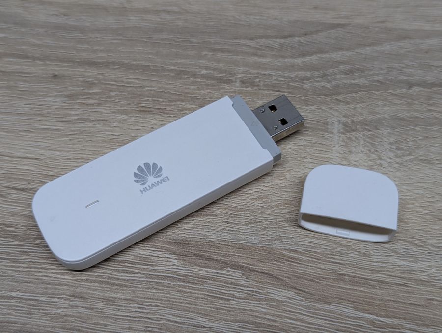 Б/В 4G LTE USB-модем Huawei E3372 [ProductHub SKU E3372]