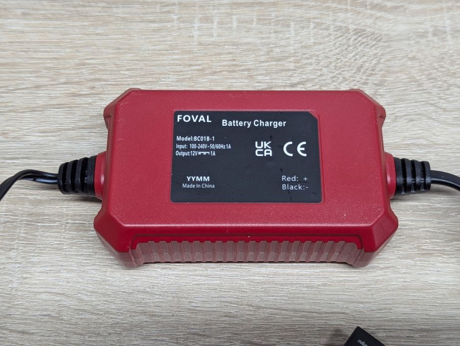 Новий Зарядний пристрій Foval Automatic Trickle Battery Charger 12V 1000mA [ProductHub SKU Foval(12)]