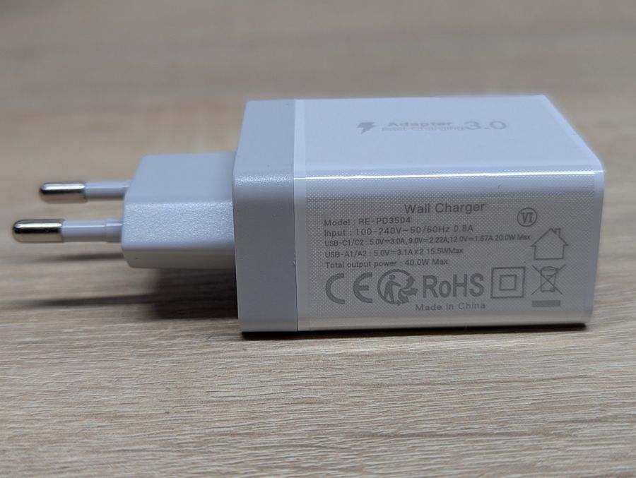 Новий Мережевий зарядний блок Aioneus RE-PD3504 40 Вт [ProductHub SKU PD3504(12)]