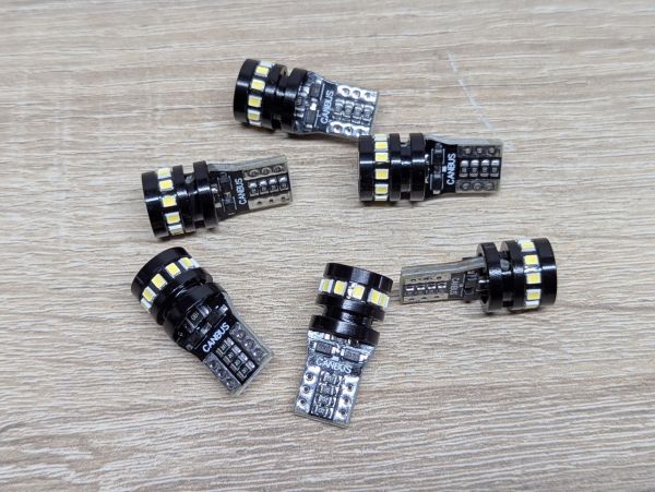 Новий Автомобільні світлодіодні лампи T10 W5W з функцією CANBUS 6шт [ProductHub SKU Oushi(12)]