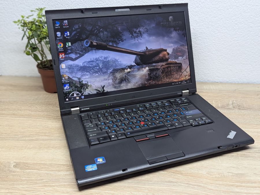 Ноутбук Б/В Lenovo ThinkPad T520I, Intel Core i3-2310M, DDR3, SSD 128GB, 15.6" HD [ProductHub SKU L576]