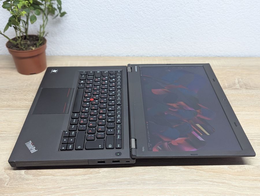 Ноутбук Б/В Lenovo T440P, Intel Core i5-4300M, DDR3 8 GB, SSD 128GB, 14" HD [ProductHub SKU L584]