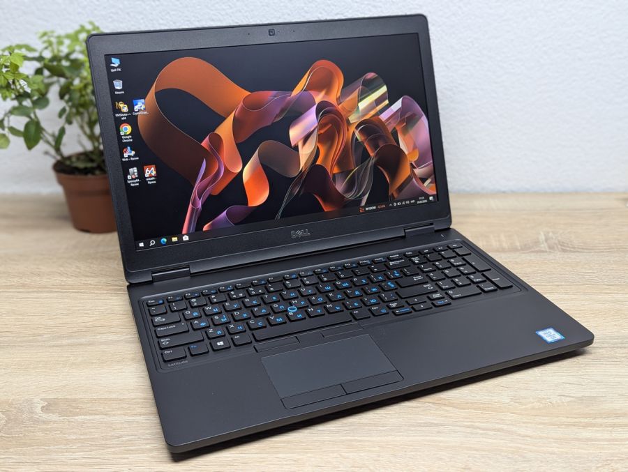 Ноутбук Б/В Dell Latitude 5580, Intel Core i5-6300U, DDR4 8 GB, SSD 128GB, 15.6" Full HD [ProductHub SKU Dell597]