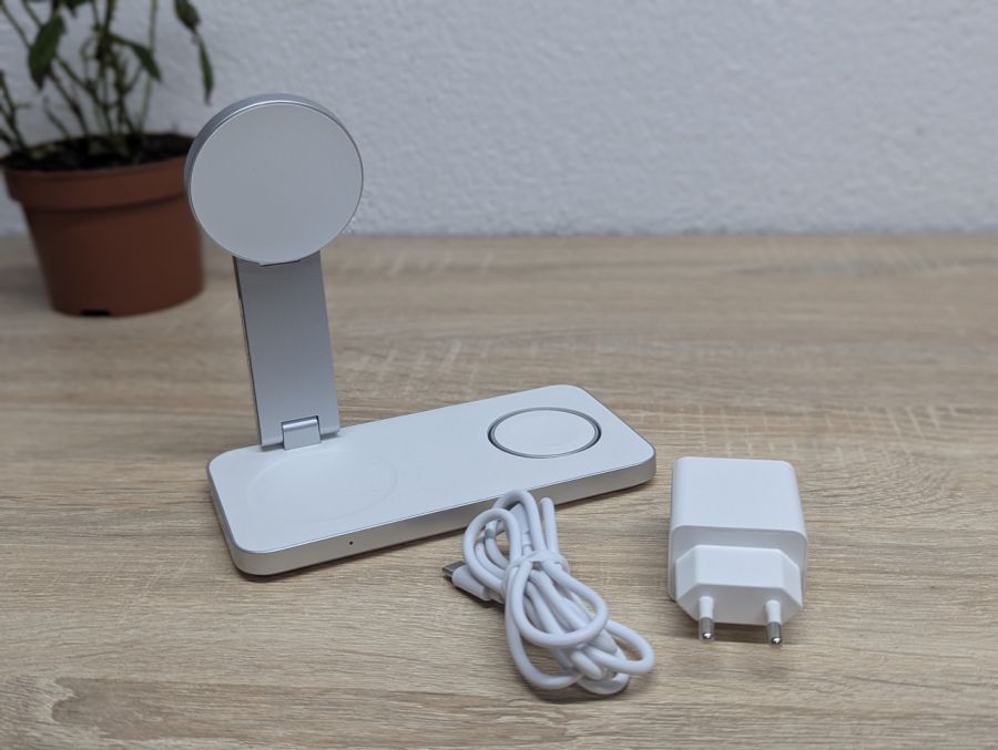 Новий Бездротова зарядна станція QTlier T8 3-in-1 [ProductHub SKU QTlier(16)]