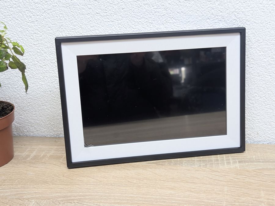 Новий Цифрова фоторамка WiFi Frameo 10.1 дюйм [ProductHub SKU Frameo(19)]
