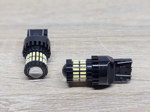 Новий Автомобільні світлодіодні LED-лампи Oushi T20 W21\5W,7443 [ProductHub SKU OushiT20(16)]