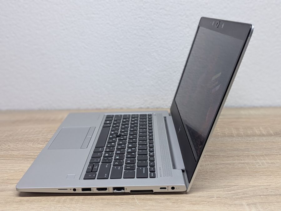 Ноутбук Б/В HP EliteBook 735 G5, AMD Ryzen 3 Pro 2300U, DDR3 16 GB, SSD 256GB, 13" Full HD [ProductHub SKU HP884]