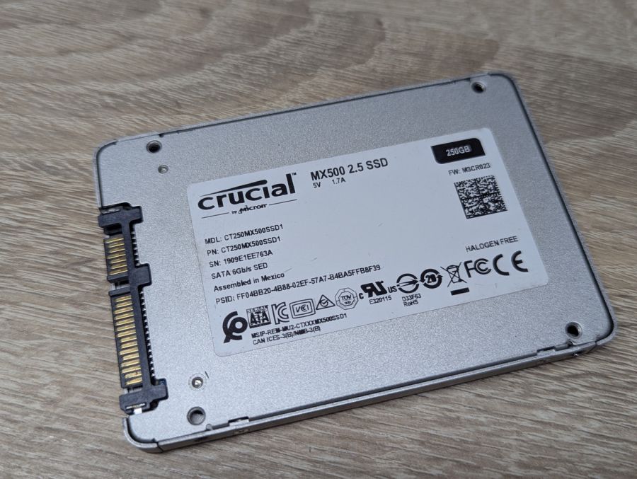 Б/В SSD Crucial MX500 2.5 250GB 2.5" [ProductHub SKU CRMX250]