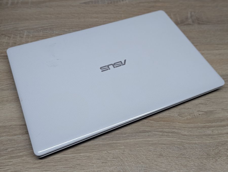 Ноутбук Б/В ASUS R510C, Intel Core i3-3217U, DDR3 8 GB, SSD 256GB, NVIDIA GeForce GT 720M 2Gb, 15.6" [ProductHub SKU Asus178]