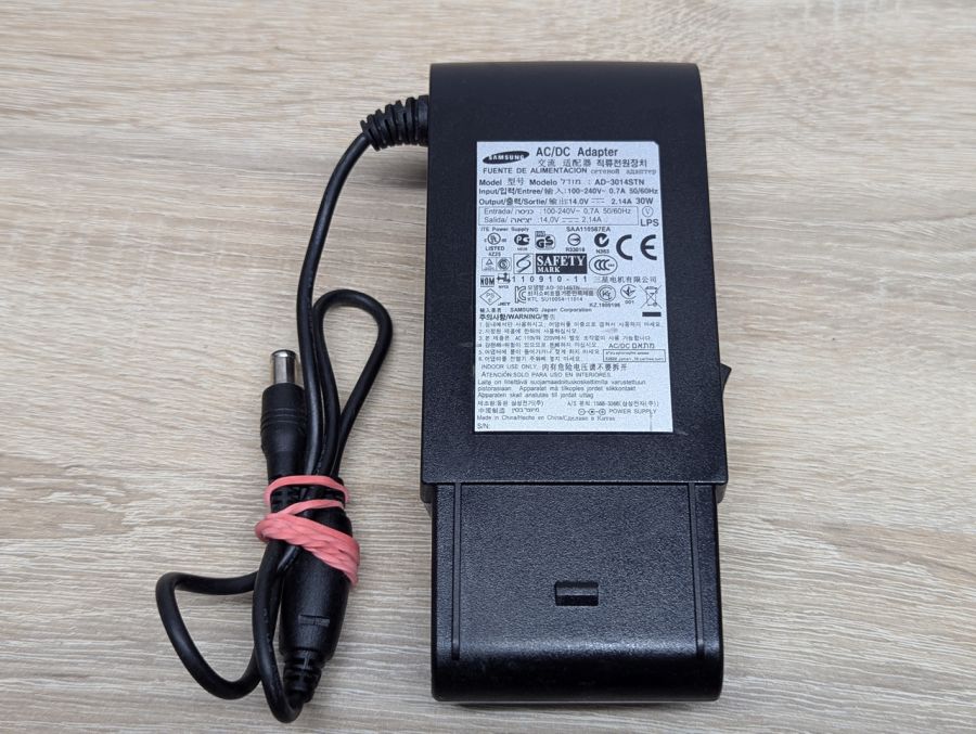 Б/В Блок живлення Samsung AD-3014STN для моніторів 30 Вт 14V 2.14A 6.5x4.4 [ProductHub SKU AD-3014STN]