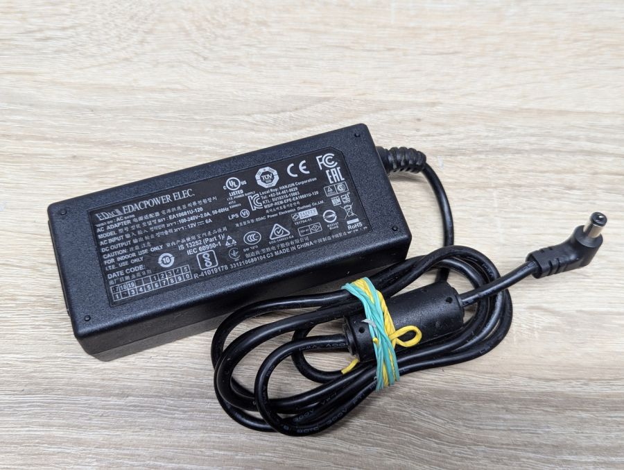 Б/В Блок живлення EDAC Power Electronics EA10681U-120, 72 Вт,12 В ,6A, 5.5 x 2.5 мм [ProductHub SKU EA10681U]