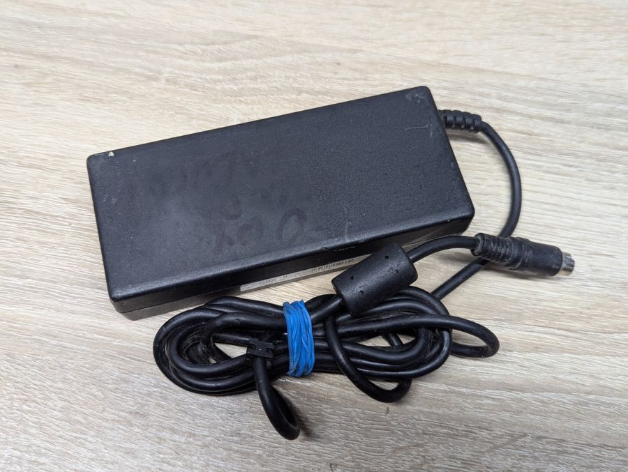 Б/В Блок живлення IBM ADP-60WB,53W,12V,4.4A,8-pin Mini-DIN [ProductHub SKU ADP-60WB]