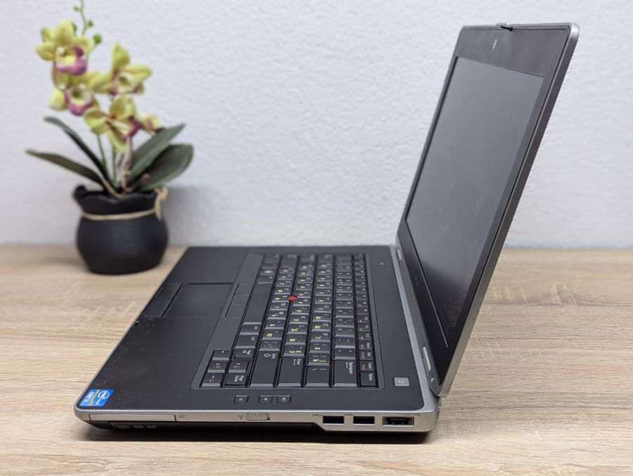 Ноутбук Б/В Dell Latitude E6430, Intel Core i3-3120M, DDR3 8 GB, SSD 128GB, 15.6" HD [ProductHub SKU Dell615]