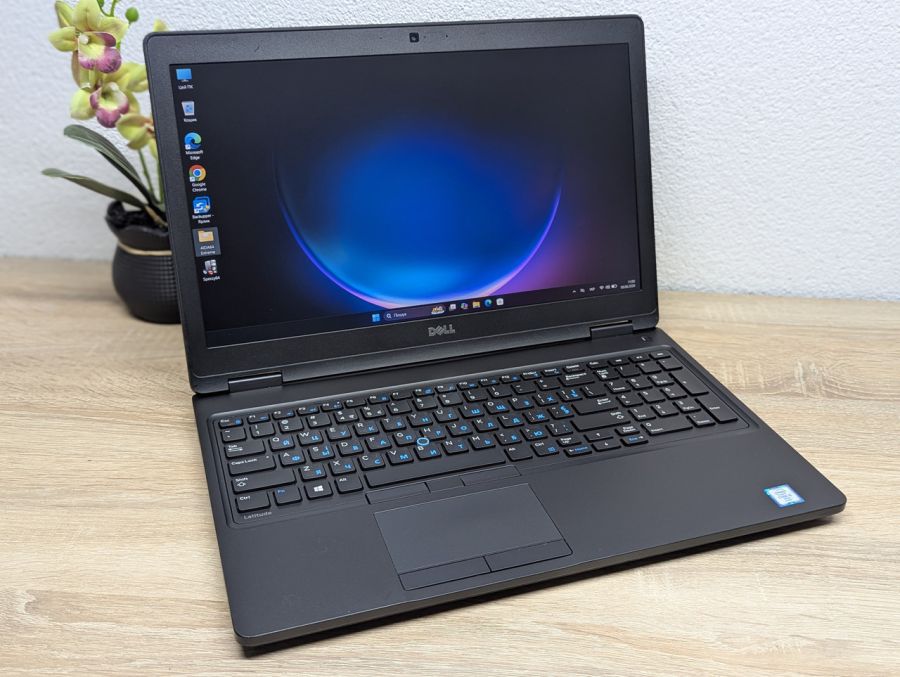 Ноутбук Б/В Dell Latitude 5580, Intel Core i5-6300U, DDR4 8 GB, SSD 256GB, 15.6" Full HD [ProductHub SKU Dell625]