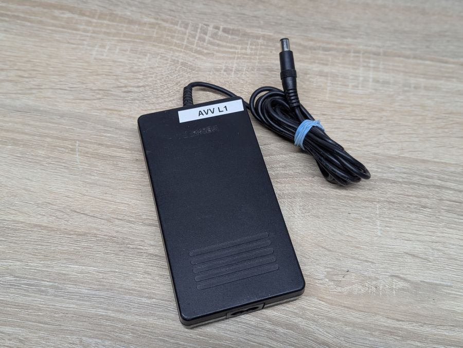 Б/В Блок живлення Toshiba PA2444U,60W,15V,4A,6.3 x 3.0 мм [ProductHub SKU PA2444U]