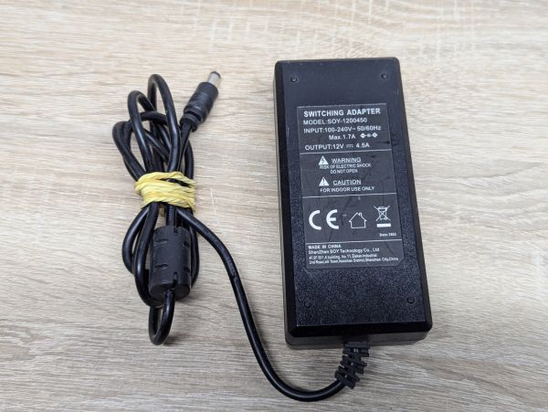 Б/В Блок живлення ShenZhen SOY-1200450, 54 Вт,12В, 4.5А,5.5 x 2.5 мм [ProductHub SKU SOY-1200450]