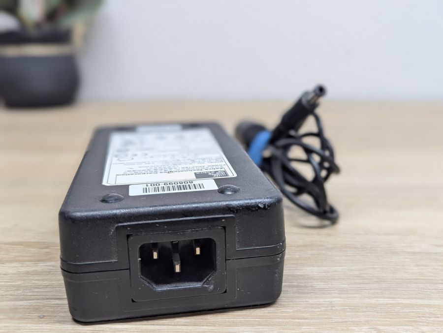 Б/В Блок живлення Zebra FSP070-RDB,70 Вт ,24 В,2,92 А,6.3x3.0 мм [ProductHub SKU FSP070-RDB]