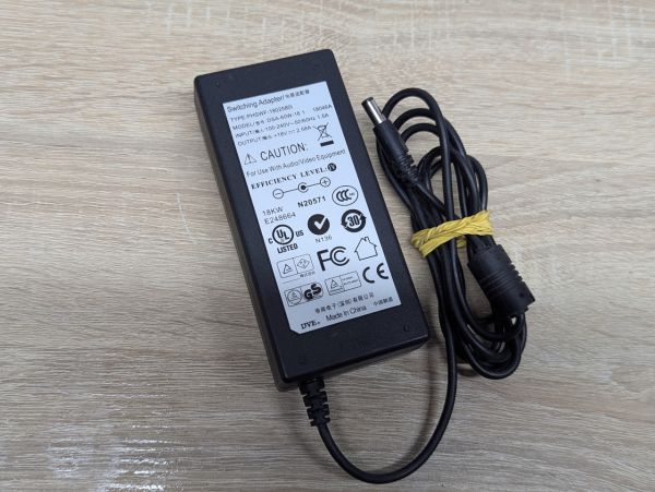 Б/В Блок живлення DVE DSA-60W-16 1,60W,+18 В,2.58 А,5.5x2.1мм [ProductHub SKU DSA-60W-16]